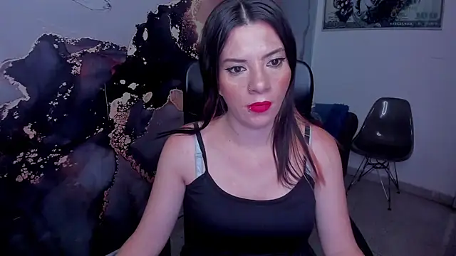 DanaaRey online show from 12-16-25, 11:25