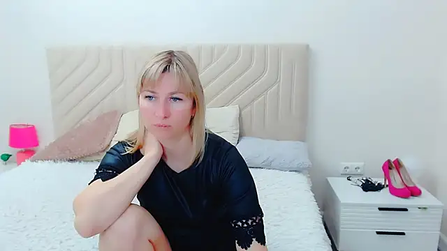 Snapshot of Incredible_Ariela chatting on 07-09-26, 10:26 Incredible Ariela online show from 07-09-26, 10:26