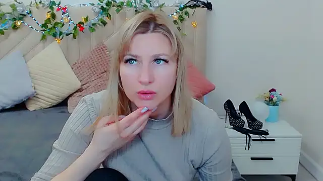 Incredible Ariela online show from 03-06-26, 11:16