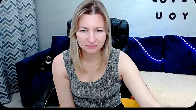 Incredible Ariela online show from 10-16-25, 08:33