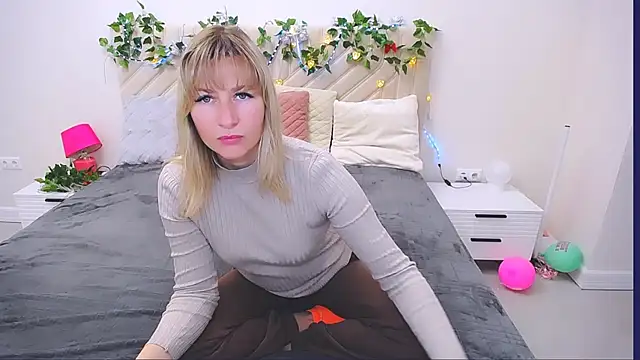 Incredible Ariela online show from 09-11-25, 10:04