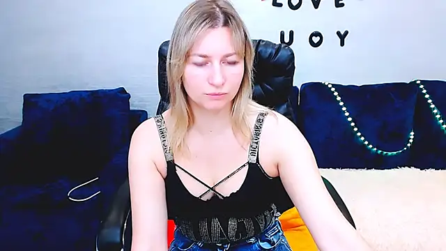 Incredible Ariela online show from 10-07-25, 09:54