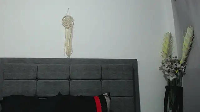 Vicky Love  online show from 02-18-25, 10:49