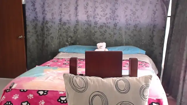 miia-big1boobs  online show from 01-10-26, 03:51