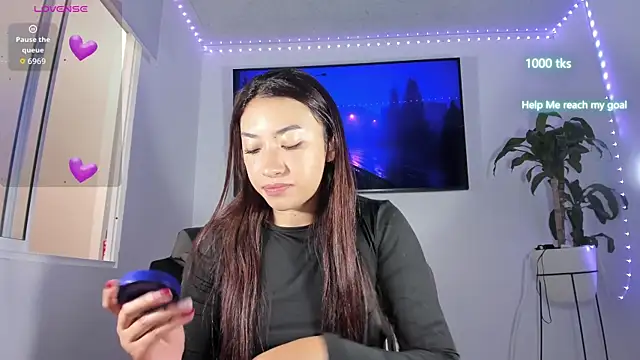 emily palmeer online show from 11-29-25, 12:27