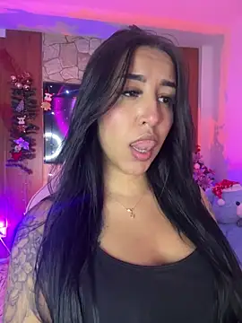 Tamara Roberts1 online show from 12-23-25, 01:27