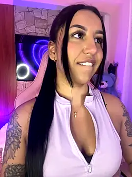 Tamara Roberts1 online show from 11-21-25, 01:59