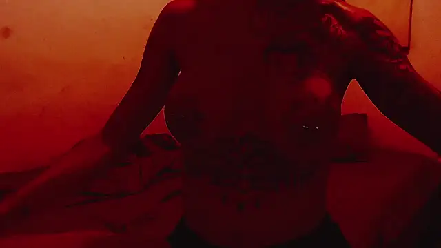 Snapshot of jhoanadoll chatting on 12-20-24, 07:12 jhoanadoll online show from 12-20-24, 07:12