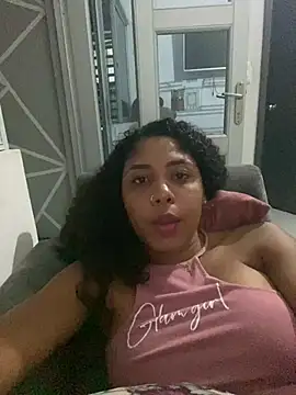 Snapshot of charlotteone chatting on 02-18-25, 12:37 charlotteone online show from 02-18-25, 12:37