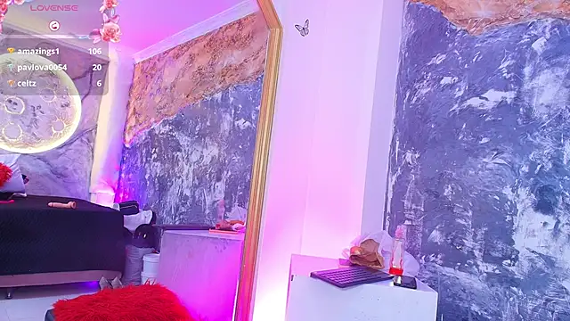 AuroraRojas online show from 03-21-25, 08:39