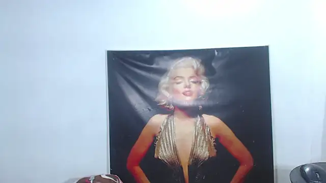 Snapshot of DOMINANTE_KLOE_ chatting on 01-18-25, 03:20 DOMINANTE KLOE online show from 01-18-25, 03:20