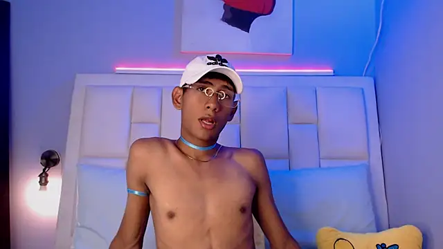 Nick Collins18 online show from 01-10-26, 09:21