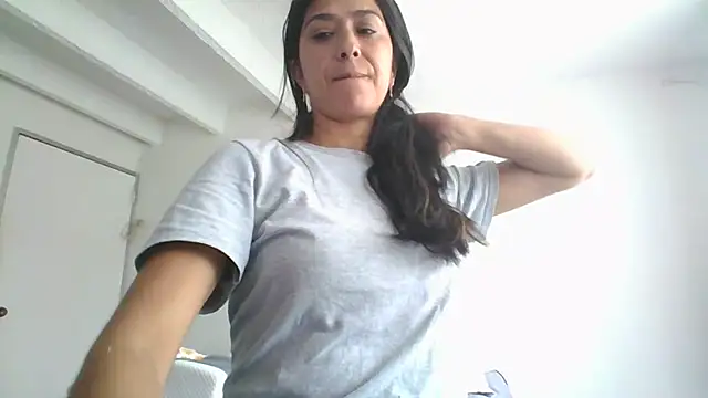 Sahana Ashiika online show from 05-17-26, 02:39