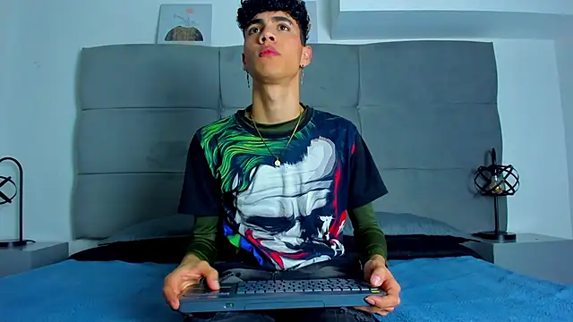 NeoRaptis online show from 02-21-25, 08:49