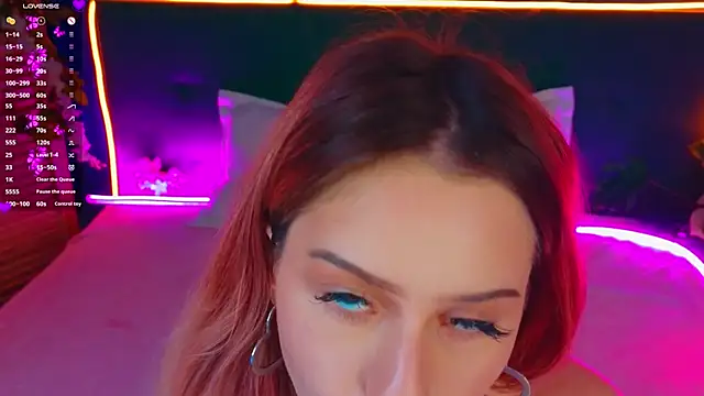 AlinaWalters online show from 10-19-25, 09:28