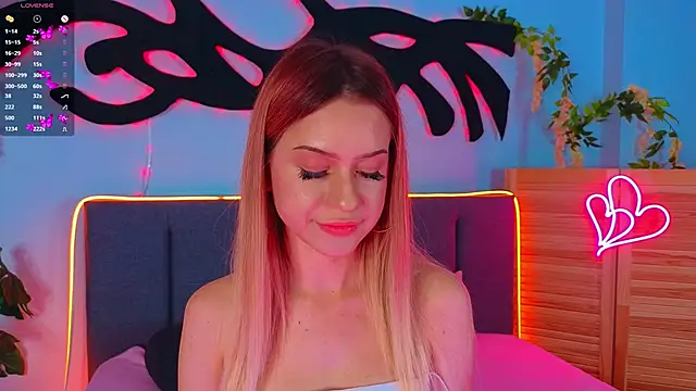 AlinaWalters online show from 10-08-25, 08:31