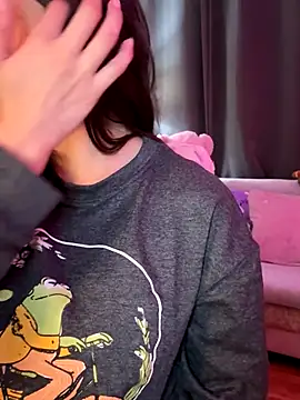 Snapshot of JessieCarter chatting on 10-02-25, 05:00 JessieCarter online show from 10-02-25, 05:00