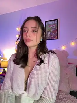 Snapshot of JessieCarter chatting on 10-18-25, 05:42 JessieCarter online show from 10-18-25, 05:42