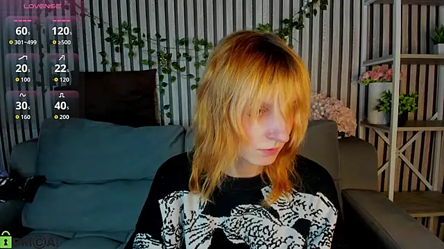 Snapshot of Little_Chips chatting on 02-17-26, 05:21 Little Chips online show from 02-17-26, 05:21