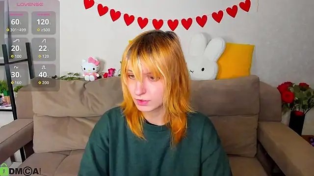 Snapshot of Little_Chips chatting on 02-21-26, 05:15 Little Chips online show from 02-21-26, 05:15