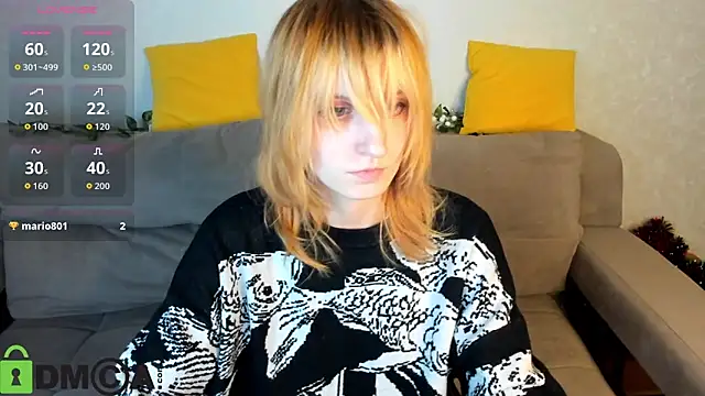 Snapshot of Little_Chips chatting on 02-08-26, 05:21 Little Chips online show from 02-08-26, 05:21