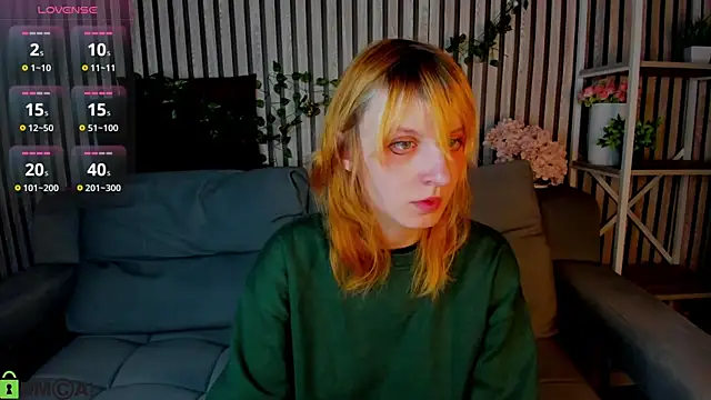 Snapshot of Little_Chips chatting on 02-20-26, 05:15 Little Chips online show from 02-20-26, 05:15