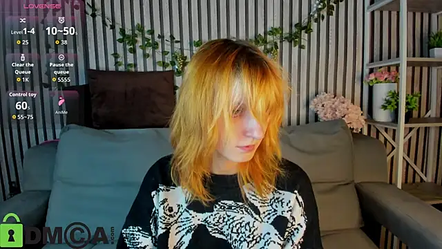 Snapshot of Little_Chips chatting on 02-10-26, 05:23 Little Chips online show from 02-10-26, 05:23