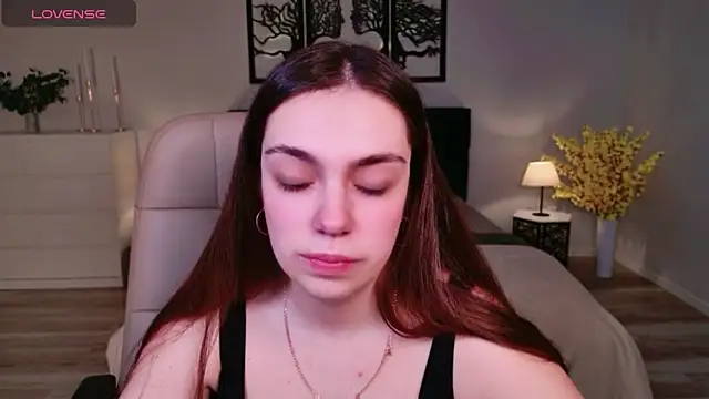 DaniellaLovely online show from 11-17-25, 11:03