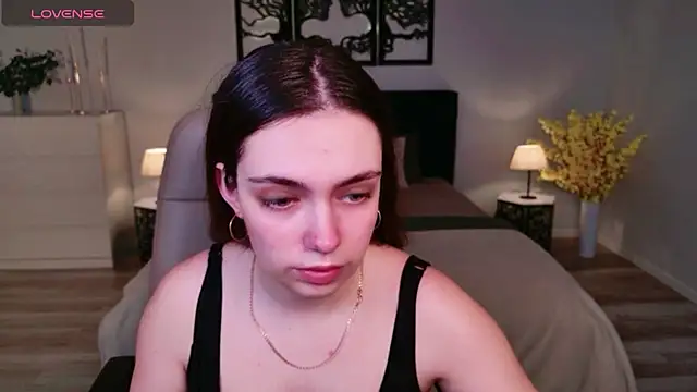 DaniellaLovely online show from 11-18-25, 10:40