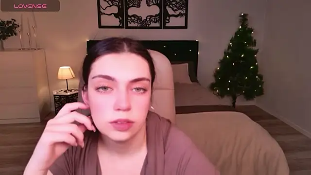 DaniellaLovely online show from 12-18-25, 11:14