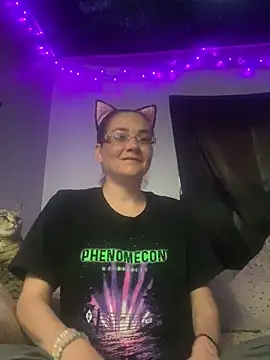 Cutebitchxh online show from 04-16-26, 12:55