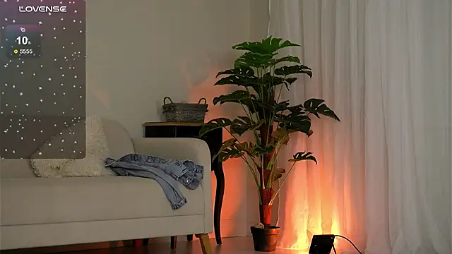 CataleyaKirk online show from 04-20-26, 09:23