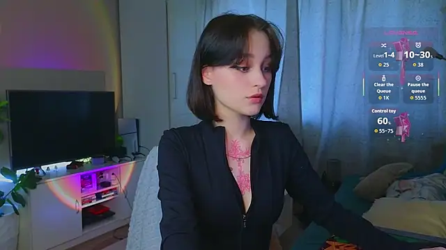 Snapshot of MaryRace chatting on 09-25-25, 12:00 MaryRace online show from 09-25-25, 12:00