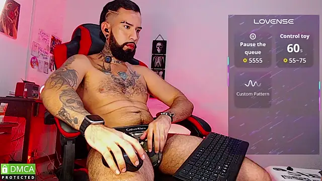 Snapshot of Diilanhott chatting on 04-08-26, 11:17 Diilanhott online show from 04-08-26, 11:17