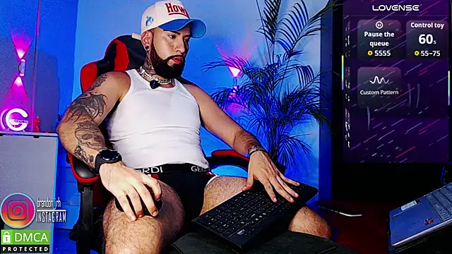 Diilanhott online show from 06-23-26, 09:57
