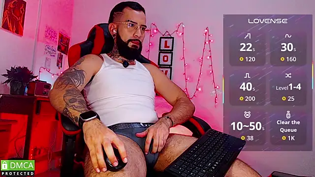 Snapshot of Diilanhott chatting on 03-05-26, 11:54 Diilanhott online show from 03-05-26, 11:54