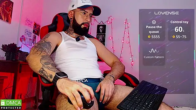 Snapshot of Diilanhott chatting on 03-15-26, 11:12 Diilanhott online show from 03-15-26, 11:12