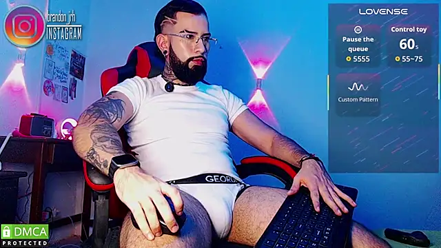 Snapshot of Diilanhott chatting on 05-07-26, 10:57 Diilanhott online show from 05-07-26, 10:57