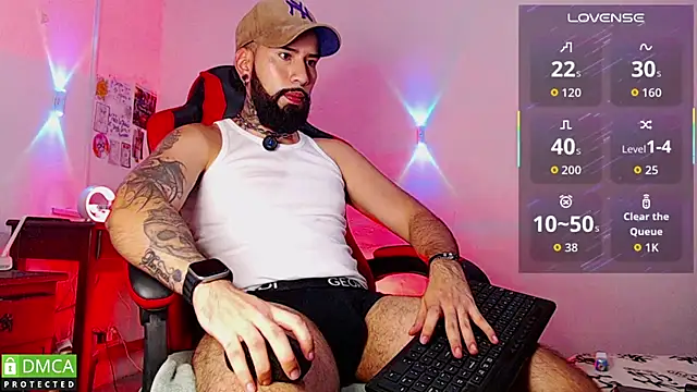 Snapshot of Diilanhott chatting on 05-15-26, 10:52 Diilanhott online show from 05-15-26, 10:52