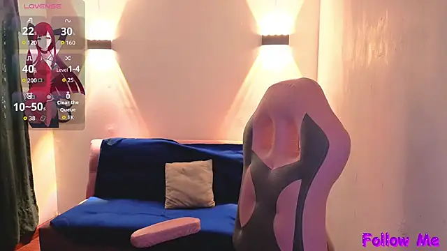 vittorialombardi   online show from 03-10-26, 11:25