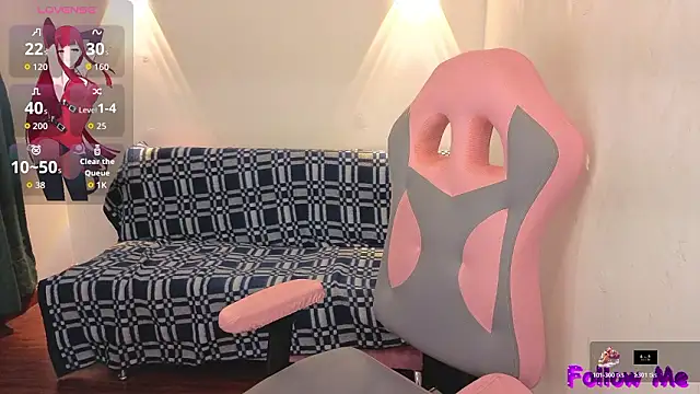 vittorialombardi   online show from 02-24-26, 07:09