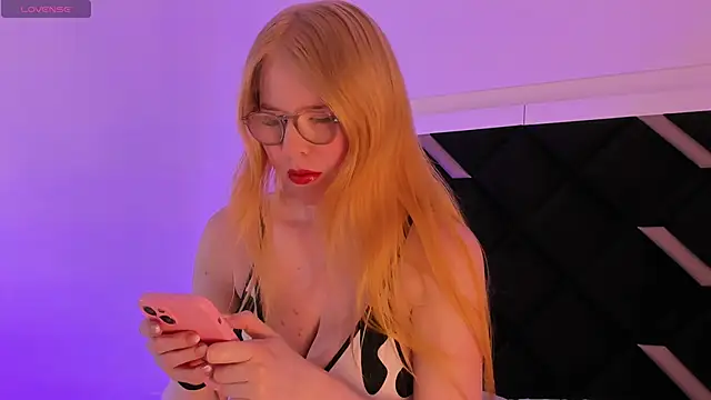 Alexa Handler online show from 12-15-25, 01:44