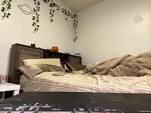 Kittyymaze1 online show from 09-30-25, 12:11