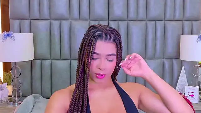 TiaraRosse online show from 02-03-26, 01:27