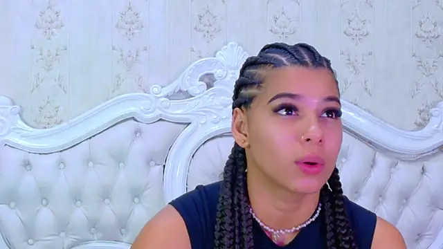 TiaraRosse online show from 11-22-25, 01:32