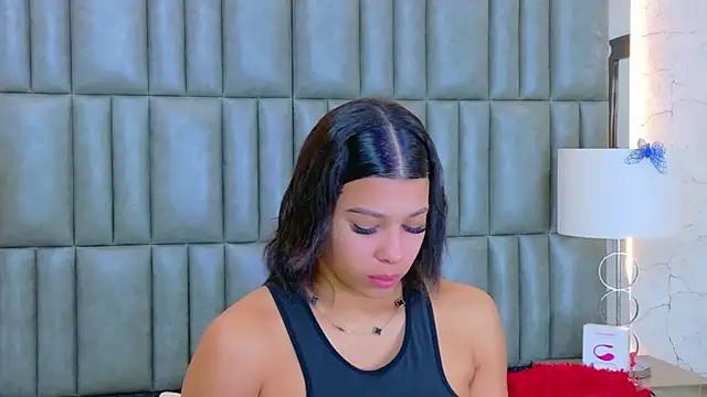 TiaraRosse online show from 03-02-26, 12:01