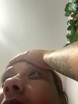 Snapshot of Cafeziitha02 chatting on 10-23-25, 05:28 Cafeziitha02 online show from 10-23-25, 05:28