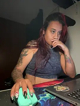 Cafeziitha02 online show from 01-12-26, 06:20