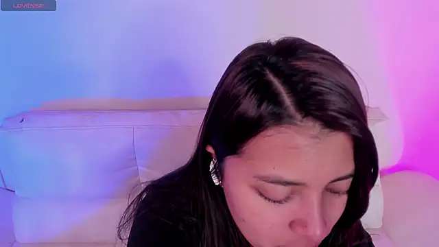 Rebeca Williams  online show from 11-20-25, 11:00