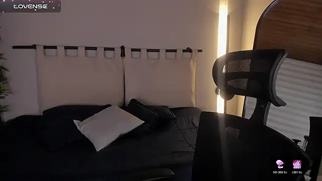 Rebeca Williams  online show from 04-15-26, 10:32